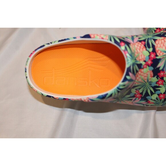 7534 Dansko Women's Kane Molded Pineapples EVA Clog Size 37 EU 6.5-7 US - Picture 5 of 7